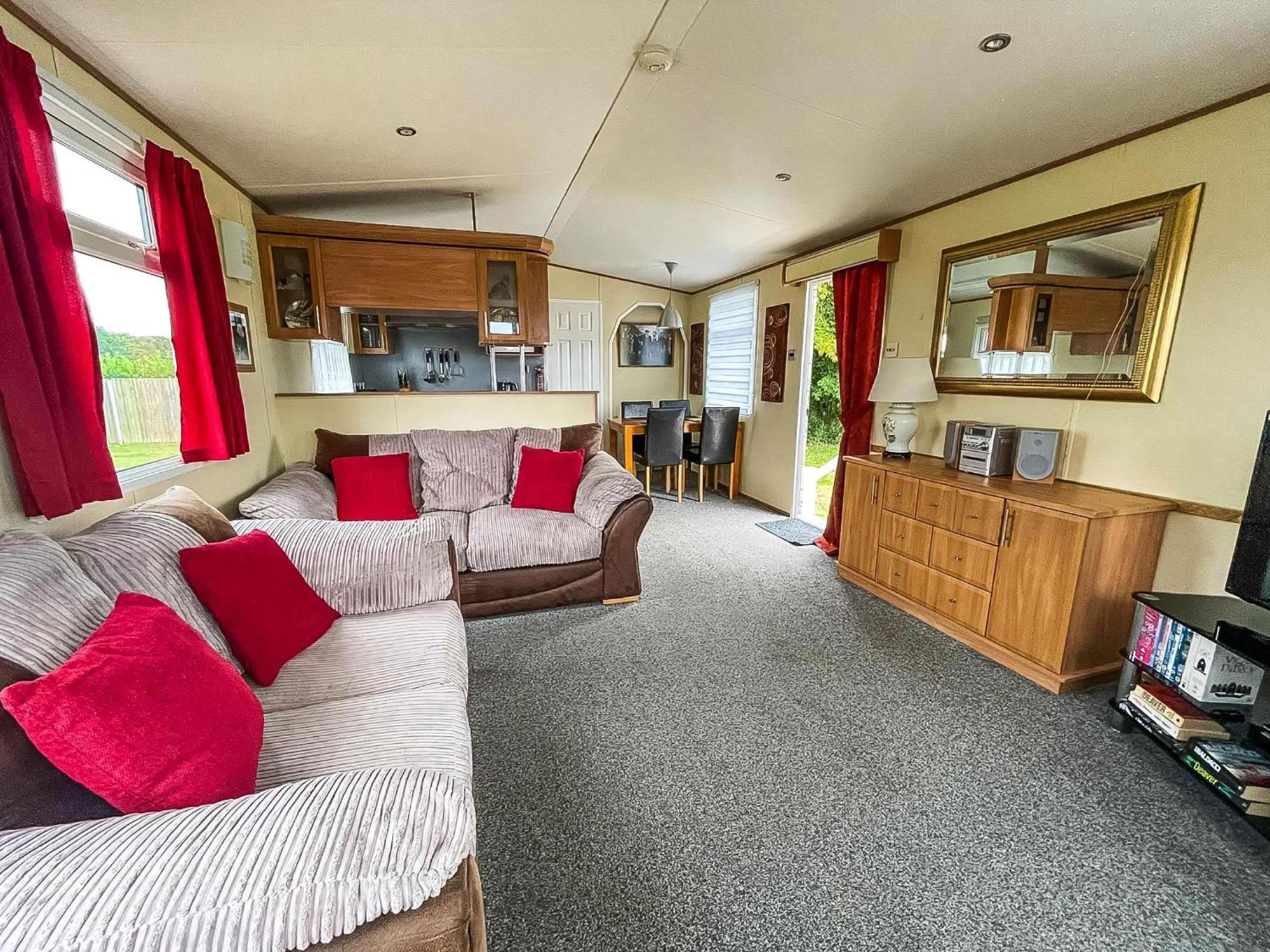 Great Dog Friendly Caravan To Hire With Field Views In Norfolk Ref 10132B Belton with Browston Εξωτερικό φωτογραφία